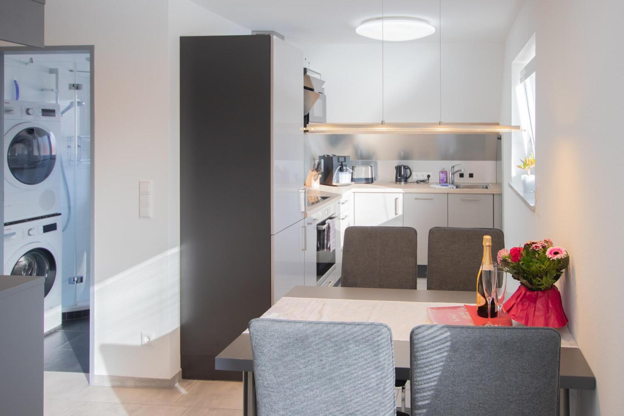 #5 Hq Studio In Bester Lage Friedrichshafen Bagian luar foto